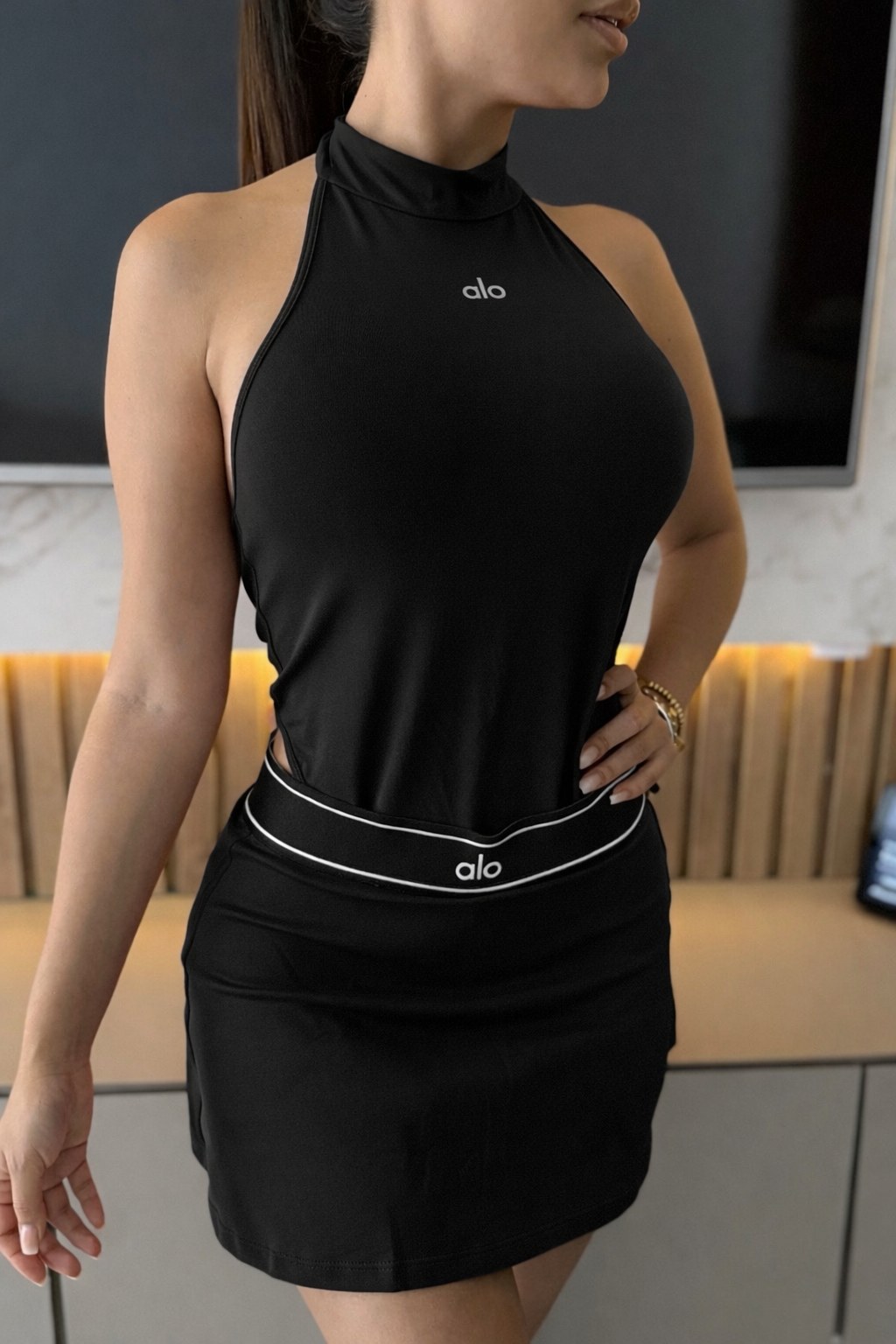 REF: BLACK VORA